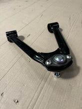 Load image into Gallery viewer, Lightweight Front Upper wishbones